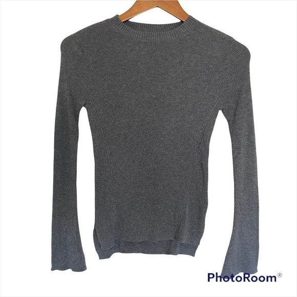 WhoWhatWear Gray Ribbed Sweater, Size X Small - Picture 1 of 5